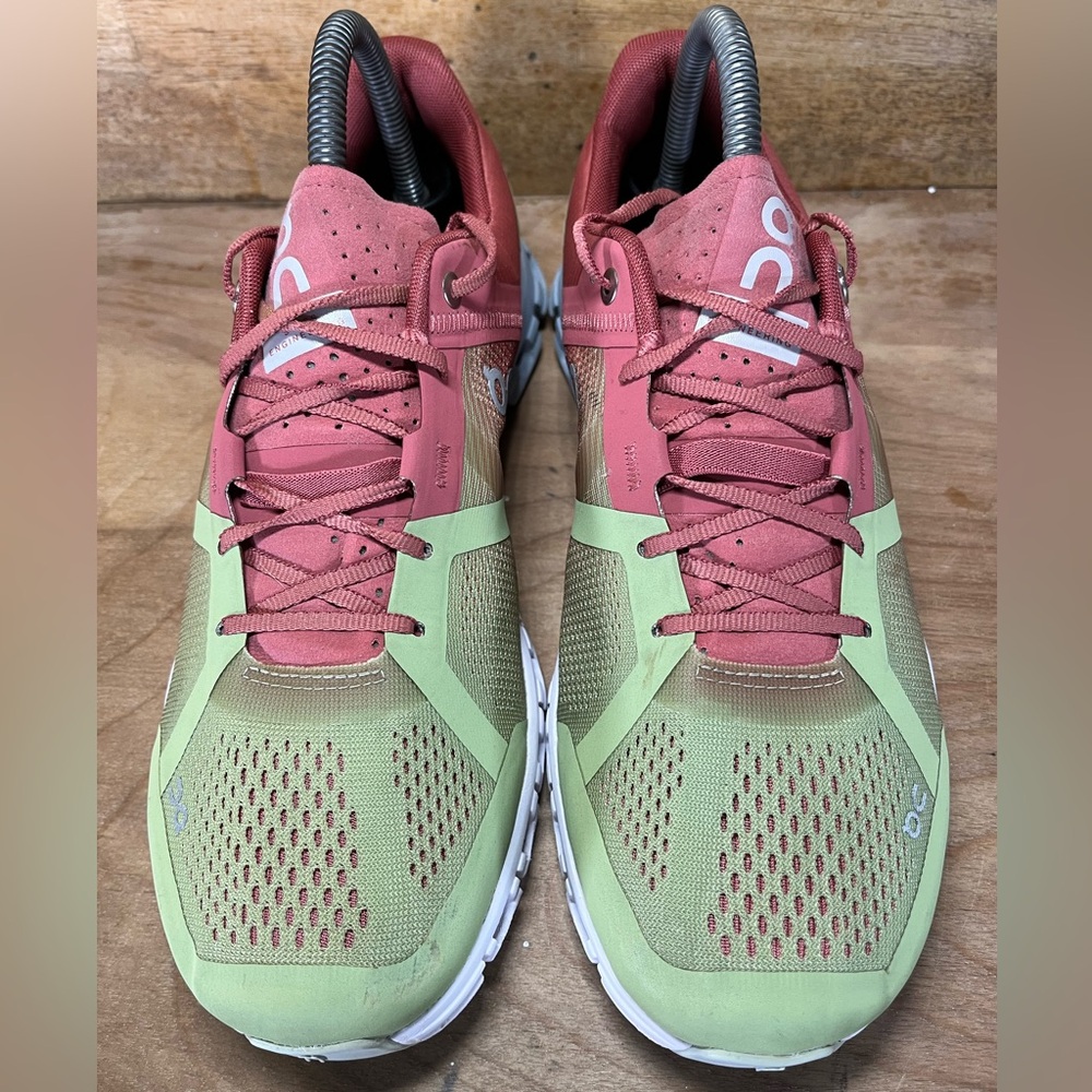 On CloudFlow REFLECTIVE Womens Size 8.5 Running Shoes Sneakers Guava Dust Rose - Picture 3 of 12